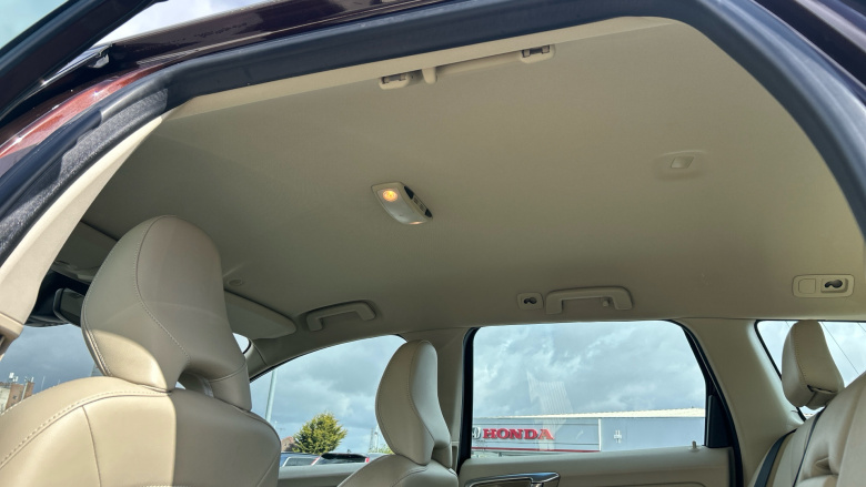 Volvo Xc60 D5 [220] SE Lux Nav 5dr AWD Geartronic Diesel Estate